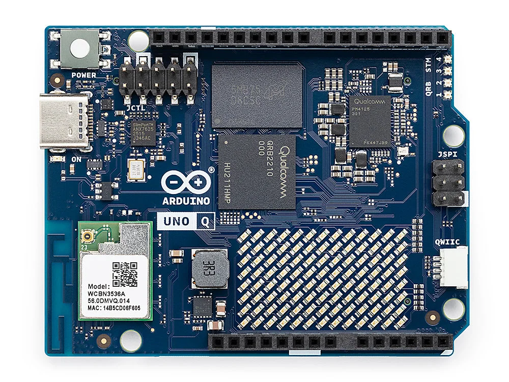 Arduino UNO Q (2GB)